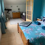 Les Roseries Boutique בית נופש