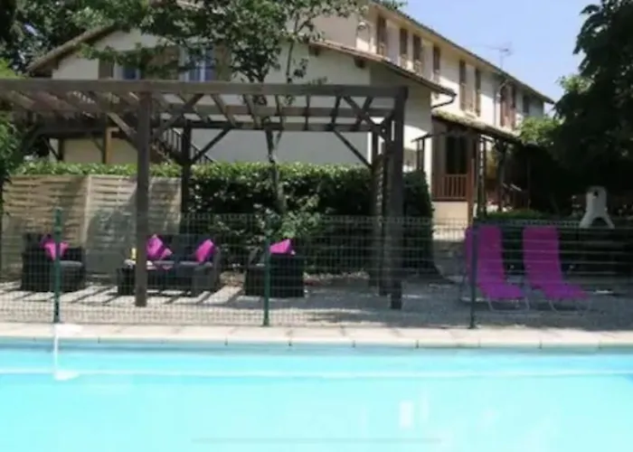 Сasa de vacaciones Les Roseries Boutique *