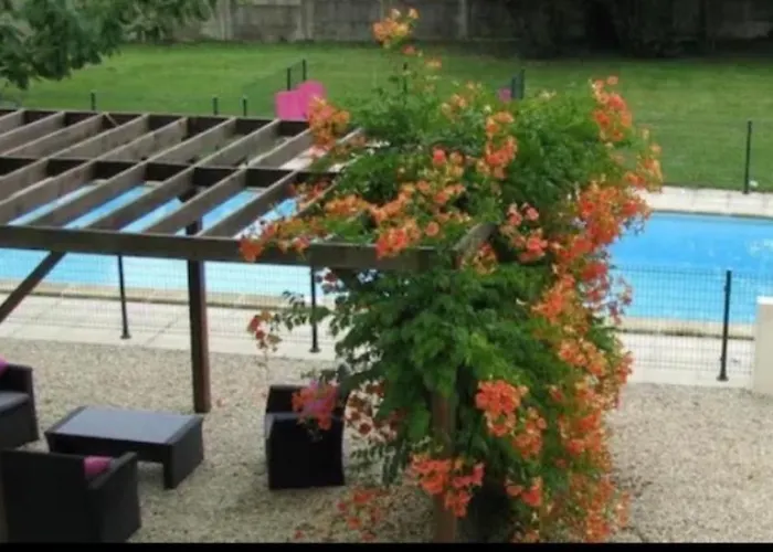 Сasa de vacaciones Les Roseries Boutique Clussais-la-Pommeraie